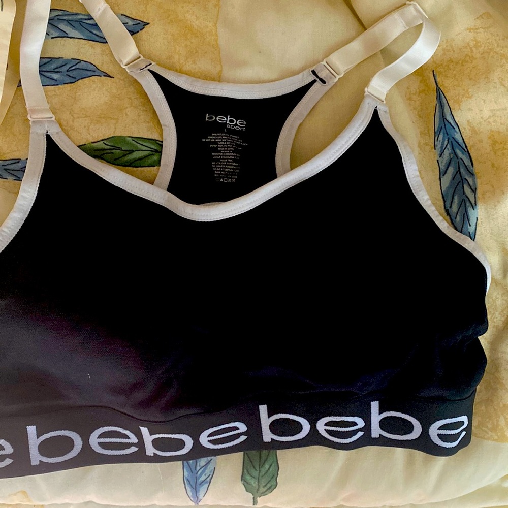 Sports bra